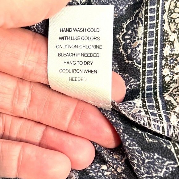 🌟DR2, Daniel Rainn, Gorgeous Free-Flowing Blouse in Soft Mauve & Gray, Small - Picture 6 of 16